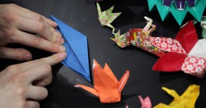 Origami ist eine Falt-Kunst aus Asien. (Foto: dpa)