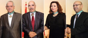 Diese Menschen sind mit dem Friedensnobelpreis ausgezeichnet worden: Houcine Abbassi, Abdessattar Ben Moussa, Wided Bouchamaoui und Mohamed Fadhel Mahmoud (von links nach rechts). 
