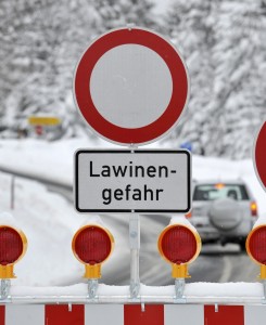 Das Schild warnt vor Gefahr. (Foto: dpa)