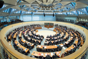 SPD, CDU und FDP sitzen im NRW-Landtag. 