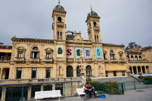 Das Rathaus der spanischen Stadt. 