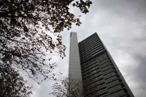 Im Langen Eugen arbeiteten die Abgeordneten. (Foto: dpa)