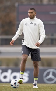 Groß und schnell - deswegen ist Tah super für die Abwehr! (Foto: dpa)