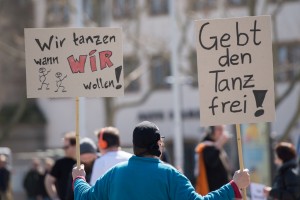 Protest gegen das Tanzverbot (Foto: dpa)