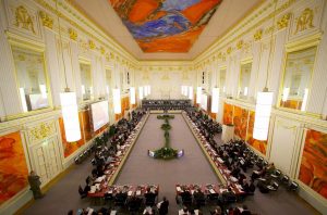 So kann ein Treffen des Ministerrats aussehen. Hier treffen sich die Minister für Recht. Aber es können sich auch die Außen-, Gesundheits- oder Familien-Minister treffen. (Foto: dpa)