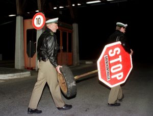 Früher wurde jedes Auto an den Ländergrenzen von der Polizei angehalten. Heute ist das anders. (Foto: dpa)