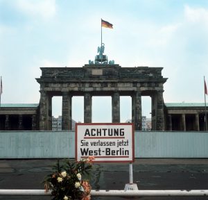 Der Osten von Berlin gehörte zur DDR, der Westen zur Bundesrepublik. (Foto: dpa)