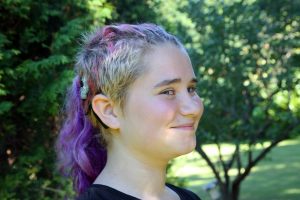 Aus der Entfernung ist das Implantat kaum zu sehen. (Foto: dpa)