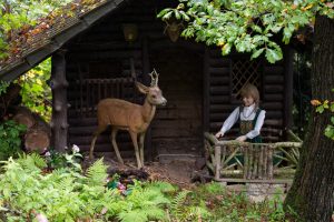 Eine Szene aus dem Märchen "Brüderchen und Schwesterchen" (Foto: dpa)
