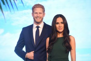 Wachsfiguren von Prinz Harry und Meghan Markle werden im Wachsfigurenkabinett bei Madame Tussauds ausgestellt. (Foto: dpa)