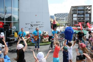 DUDA Sommerfest am Schokoladenmuseum mit der Kinder Rockband Pelemele Foto: Martina Goyert