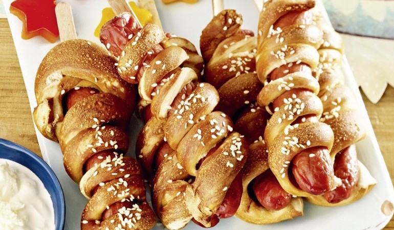 Kochen: Wurst in der Brezel
