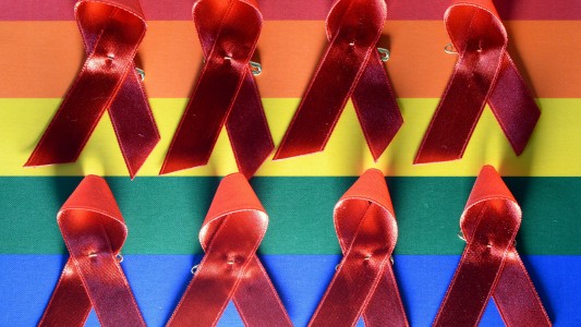 Aids: Rot für die Hoffnung