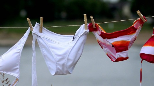 Warum heißt der Bikini Bikini?