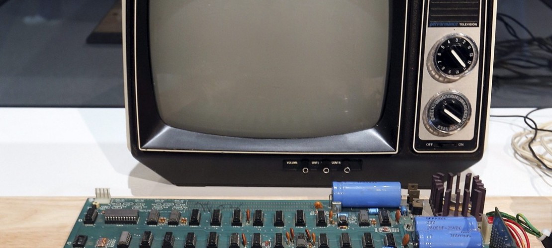 Vom Schrank zum Computer