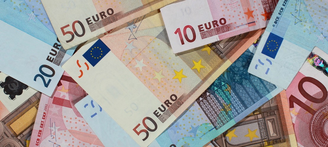 Jede Familie in Deutschland bekommt rund 200 Euro im Monat pro Kind. (Bild: dpa)