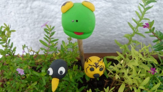 Stecktiere aus Modelliermasse