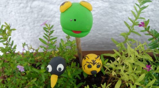 Stecktiere aus Modelliermasse