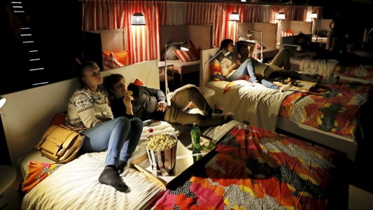 Ein Kino mit Betten