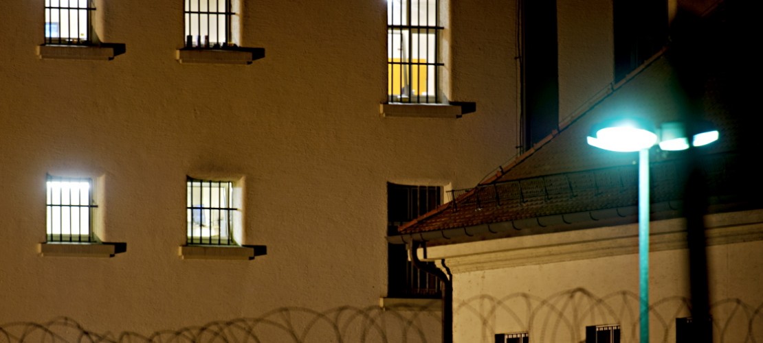 Vor Weihnachten aus dem Gefängnis