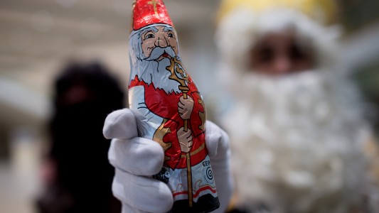 Nikolaus trägt keine rote Mütze