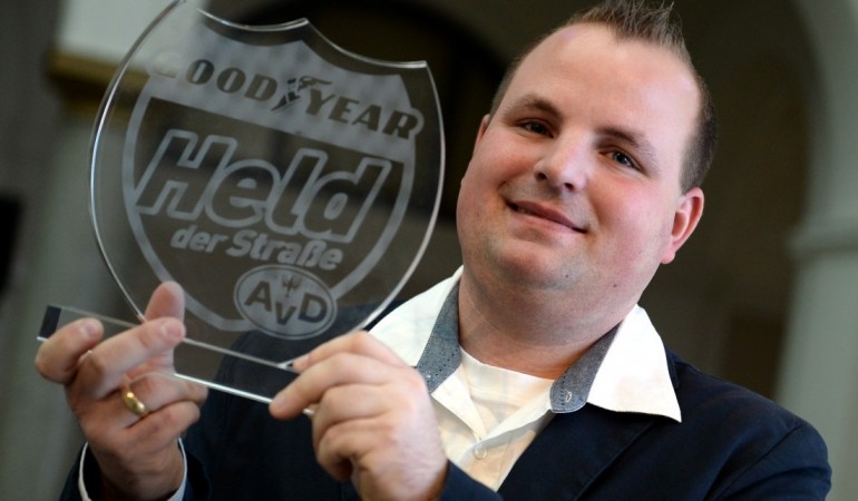 Held der Straße ausgezeichnet