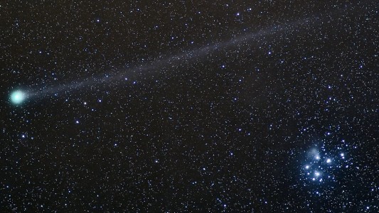 In Schleiden in der Region Eifel war der Komet Lovejoy zu sehen. Mit etwas Glück kannst du ihn derzeit noch beobachten. (Foto: dpa)