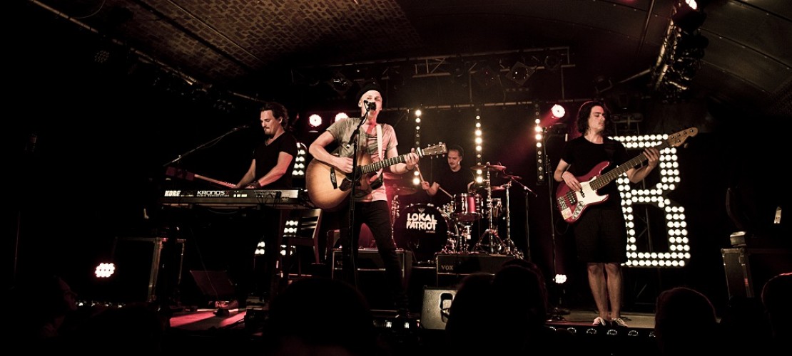 Sie könnten auch bald die Bühne eurer Schule rocken: Die Kölner Band Cat Ballou. (Foto: Fabian Stuertz)