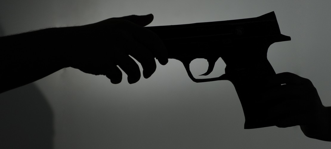 Manche Dschihadisten brechen irgendwann ins Ausland auf. Dort kämpfen sie für brutale Gruppen. (Foto: dpa)