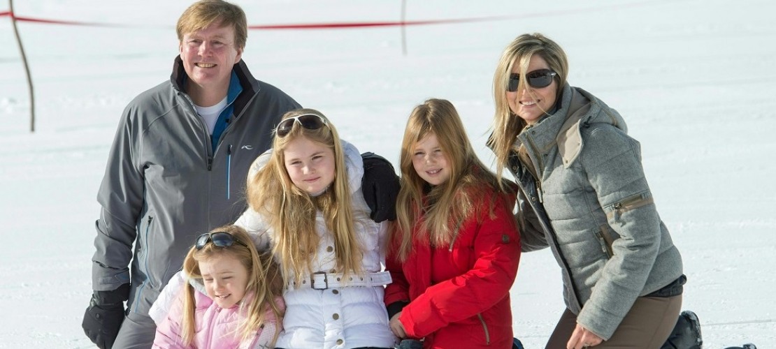 Die niederländische Königsfamilie im Schnee