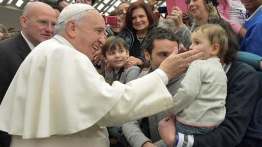 Einen kleinen Klaps fände er in Ordnung, hat der Papst gesagt. 