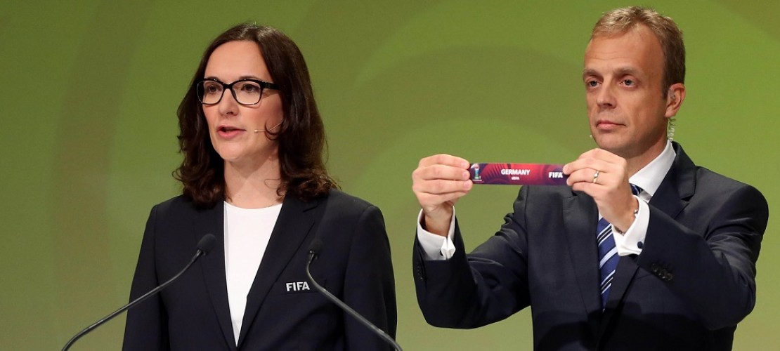 In der Stadt Auckland in dem Land Neuseeland wurde ausgelost, welche Mannschaften bei der U20-Weltmeisterschaft gegeneinander spielen. (Foto: dpa)