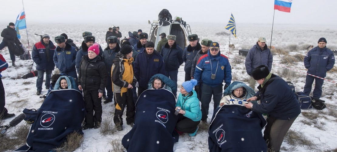 Auf der Erde sind Bewegungen für Astronauten erst mal sehr anstrengend. Deshalb müssen sich die Astronauten erst einmal ausruhen. (Foto: dpa)