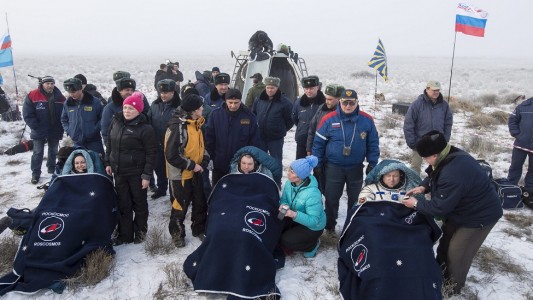 Auf der Erde sind Bewegungen für Astronauten erst mal sehr anstrengend. Deshalb müssen sich die Astronauten erst einmal ausruhen. (Foto: dpa)