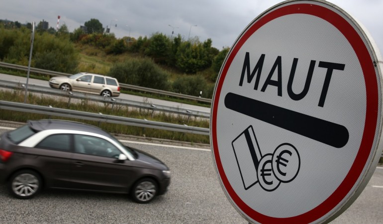 Auch Deutschland bekommt nun eine Maut für Autofahrer. (Foto: dpa)