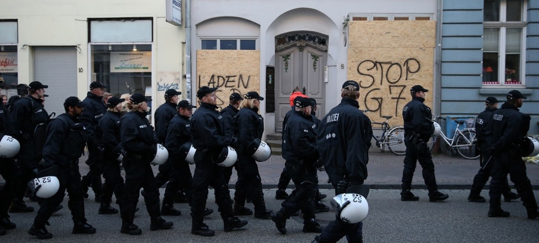 Wegen des G7-Treffens waren auch viele Polizisten in Lübeck. (Foto: dpa)