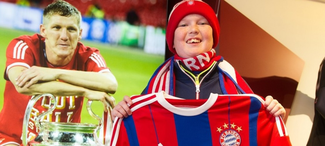 William ist Bayern-Fan. Bald darf er sich ein Spiel seiner Lieblingsmannschaft im Stadion ansehen. (Foto: dpa)