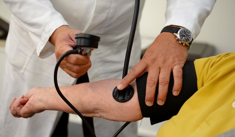 Manche Ärzte reden Fachchinesisch, sagt man. (Foto: dpa)