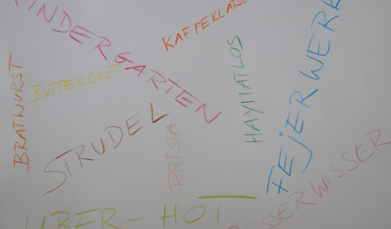 Fejerwerk, uber-hot oder prista - manchmal werden deustche Wörter in anderen Ländern komisch geschrieben oder haben eine andere Form angenommen. (Foto: Warnking)