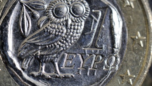 So sieht eine griechische Euro-Münze aus. Derzeit fragen sich viele, ob Griechenland in der Eurozone bleiben kann. (Foto: dpa)