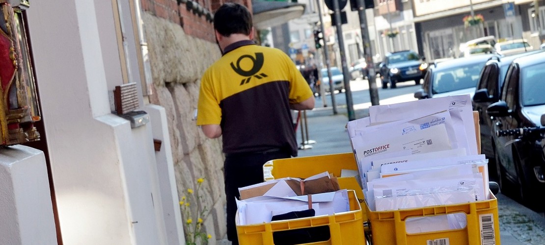 Viele Briefe und Pakete müssen in den nächsten Tagen gebracht werden. (Foto: dpa)