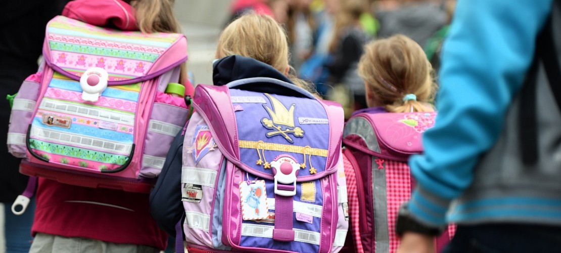 Wenn Experten wissen, wie viele Kinder es in 15 Jahren gibt, dann können sie besser Schulen planen. (Foto: dpa)
