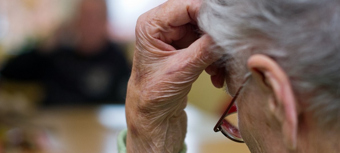 Die Krankheit Demenz haben vor allem alte Menschen. (Foto: dpa)