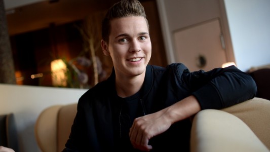 Der Musiker Felix Jaehn reist bald als DJ durch Amerika. (Foto: dpa)