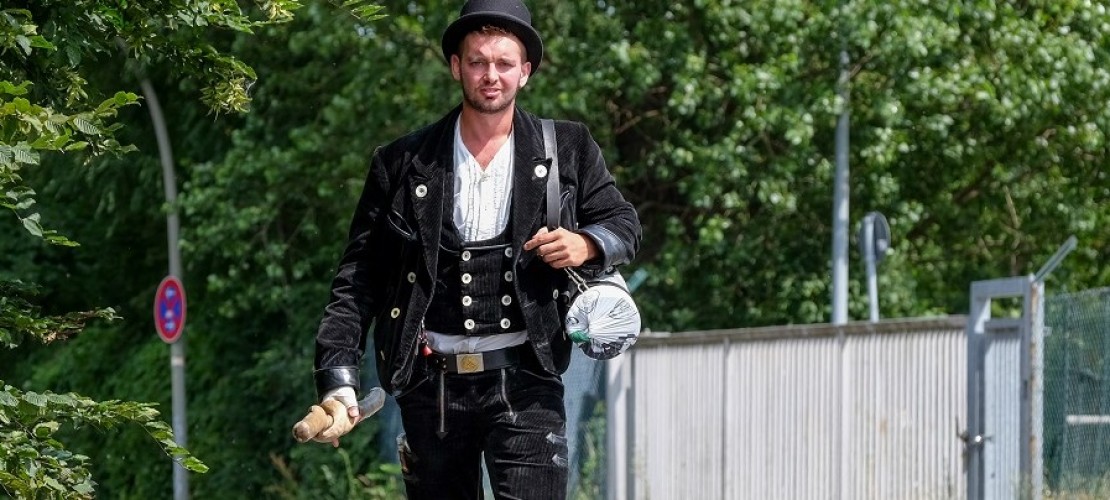Seit Jahrhunderten gehen junge Handwerker auf die Walz. (Foto: dpa)