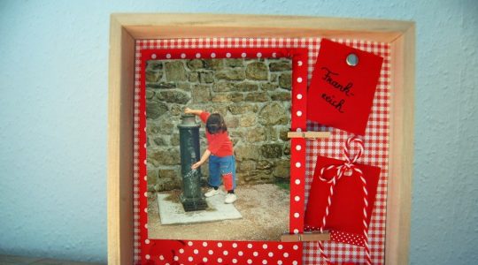 So bastelst du einen tollen Rahmen für Erinnerungen