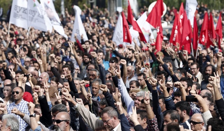 Türkei: Menschen trauern um Opfer eines Anschlags
