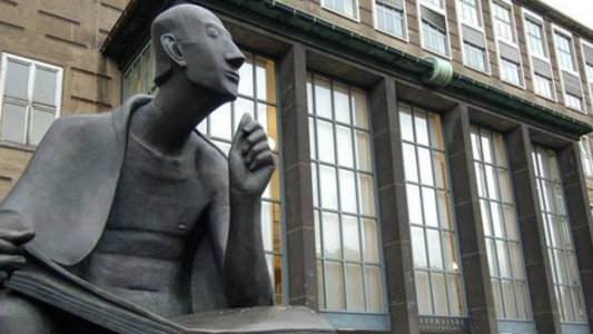 An vielen Universitäten haben die Vorlesungen wieder begonnen. Zum Beispiel an der Universität zu Köln. (Foto: dpa)