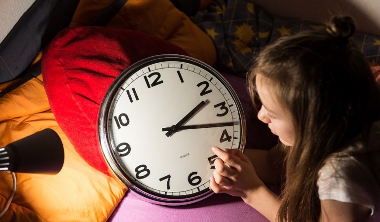 Wir bekommen eine Stunde Zeit geschenkt. Den Rhythmus kann die Zeitumstellung allerdings ganz schön dircheinander bringen. (Foto: dpa)