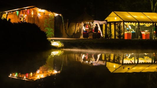 Auf der Burg Satzvey herrscht zu Weihnachten mittelalterliche Stimmung. (Foto: Mike Göhre)